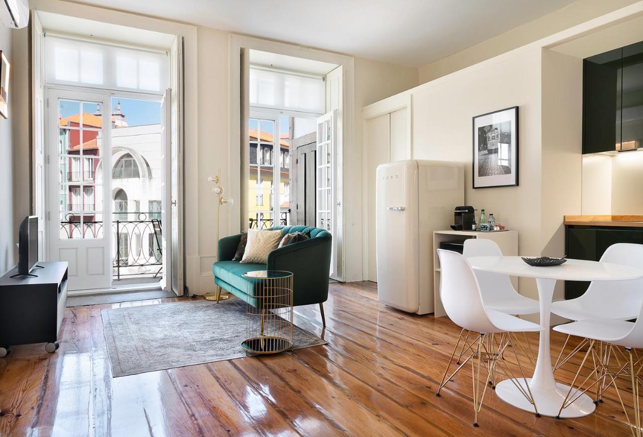 Historic Apartment At Cardosas With Balcony Porto Exterior foto